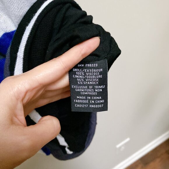 NWT Le Chateau Blue Black Striped 3/4 Sleeve Rib Knit Midi Bodycon Dress - Picture 5 of 5